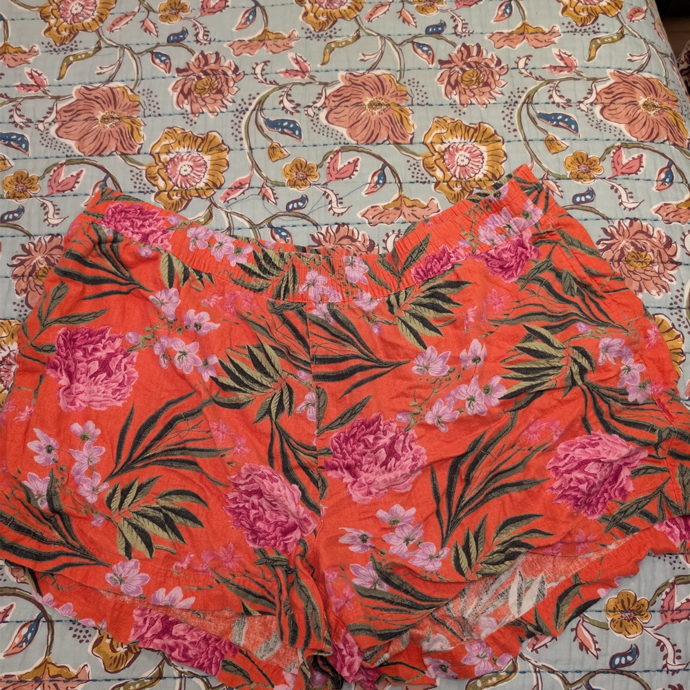 Old Navy Floral High Waist Shorts - Red and Pink